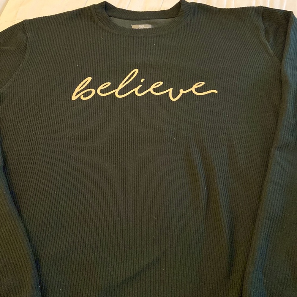 “Believe” ribbed, long sleeve shirt.